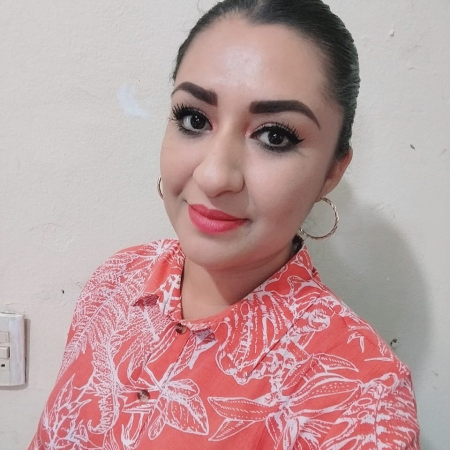 LIC. ANA GABRIELA BONBELA CORDOBA